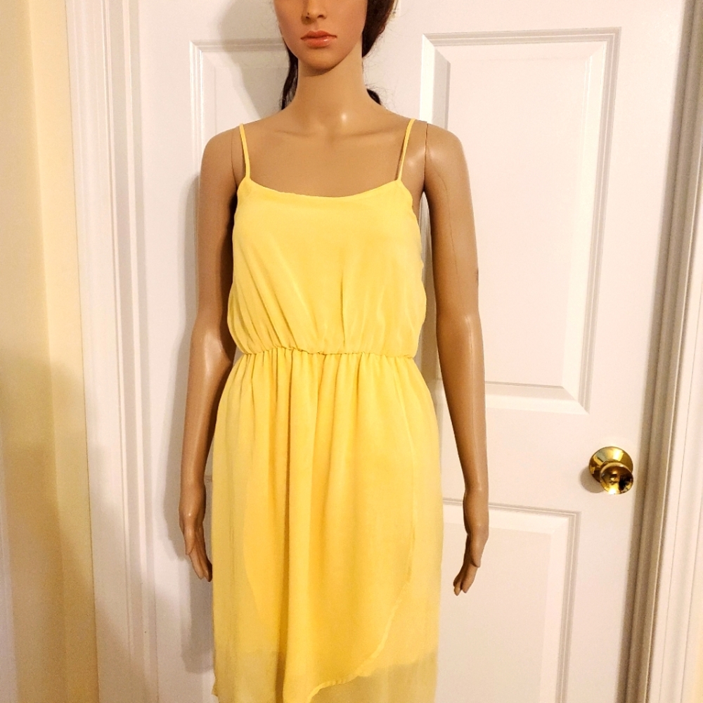 Yellow dress. Size small